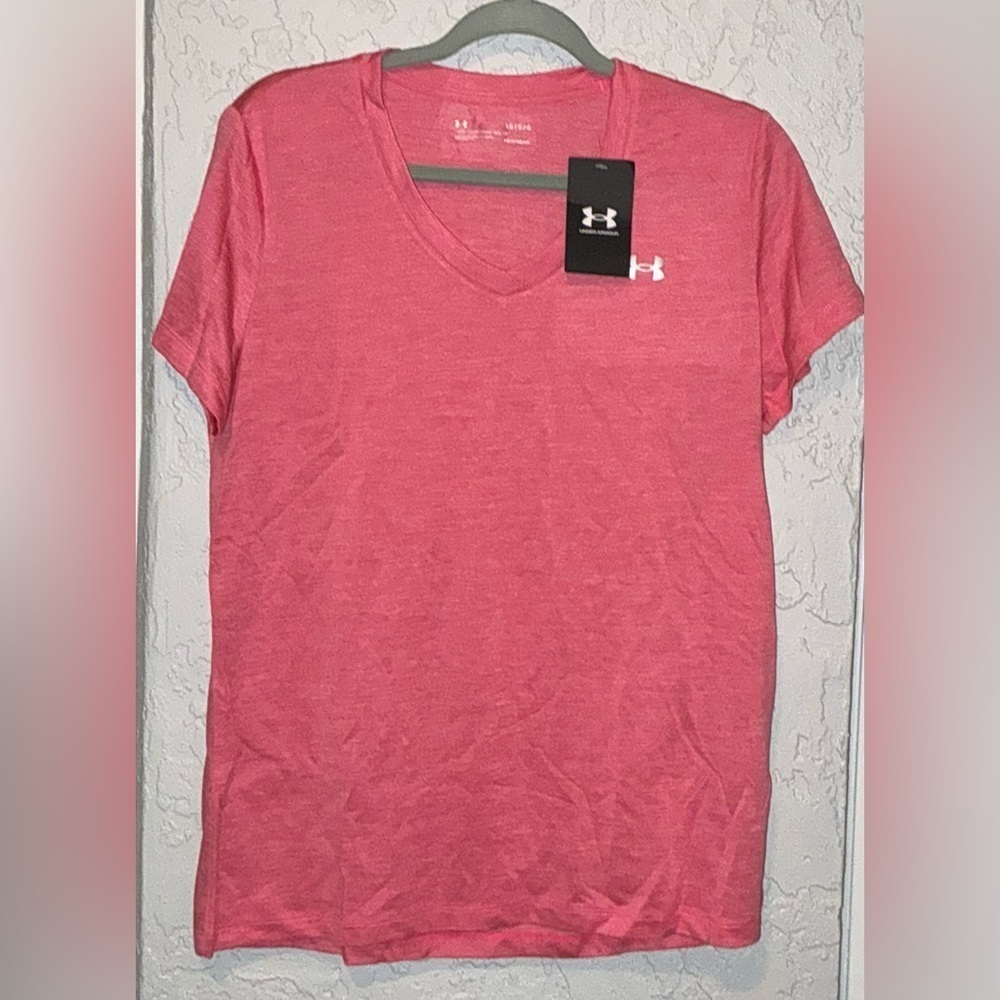 Under Armour Women' Tech V-Neck Twist Short-Sleeve T-Shirt (NWT)
